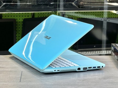 Asus Vivobook X540L 4